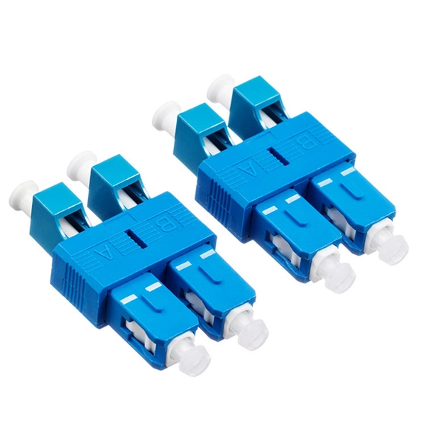 Safety briefing for outdoor power distribution box installation